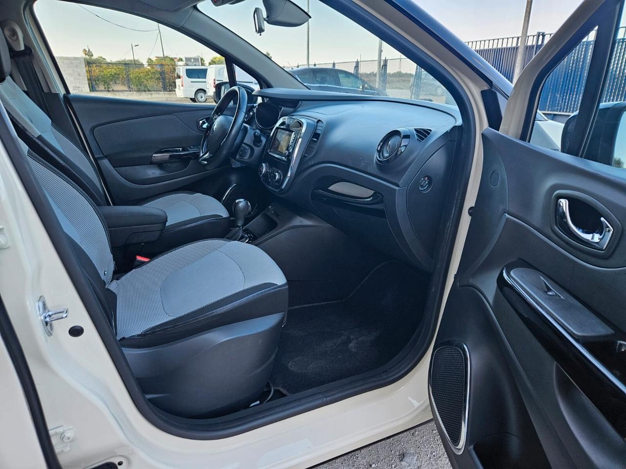 Renault Captur 1.5 dCi 8V 90 CV EDC Start&Stop Energy R-Link