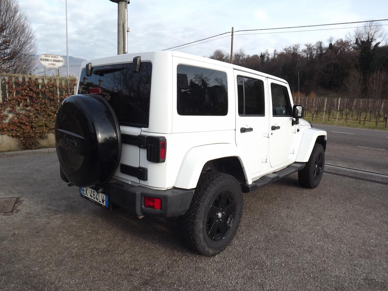 Jeep Wrangler Unlimited 2.8 CRD DPF Sahara Auto