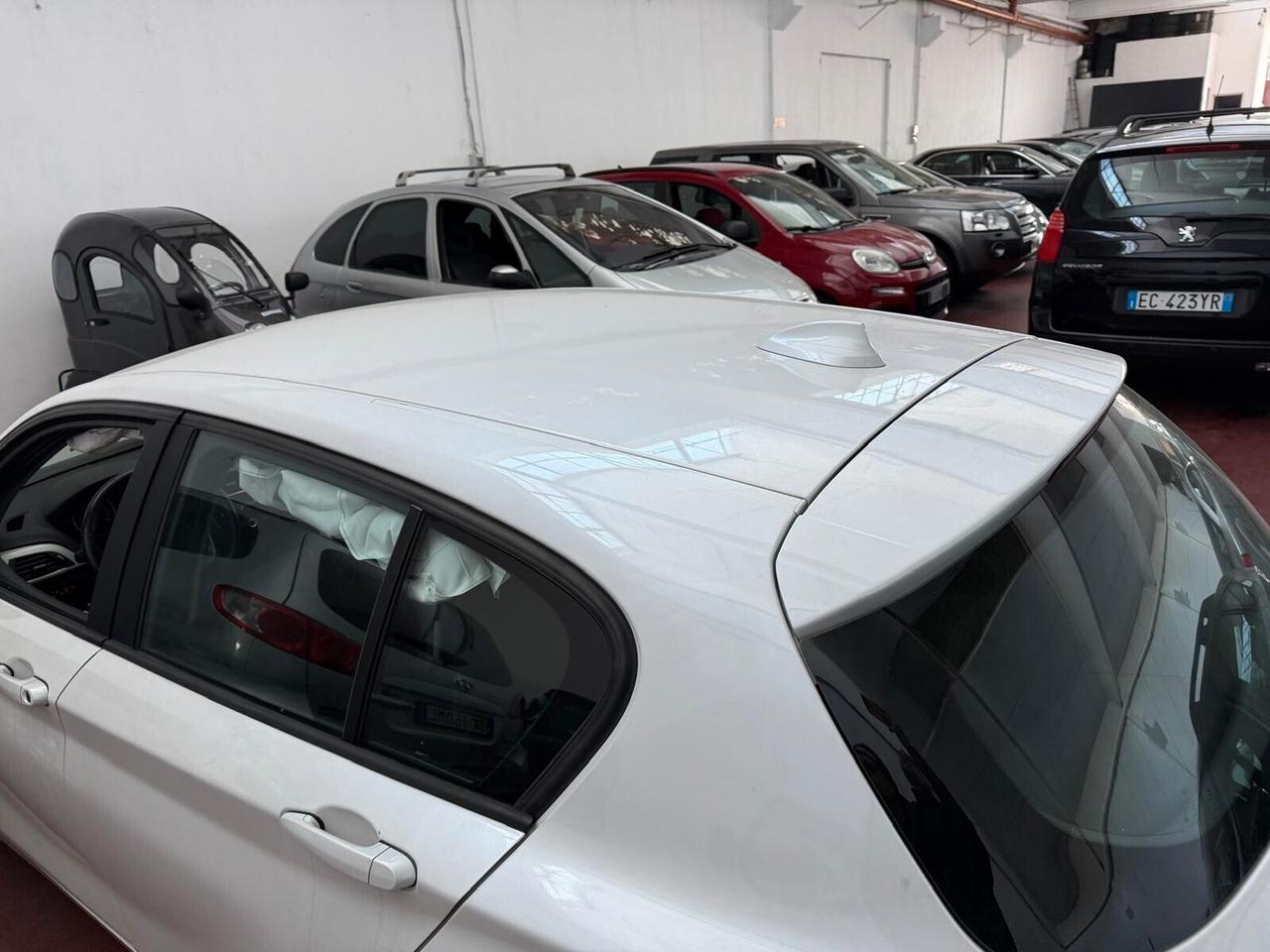 Bmw 116d 2017 5p. Urban incidentata /MARCIANTE!