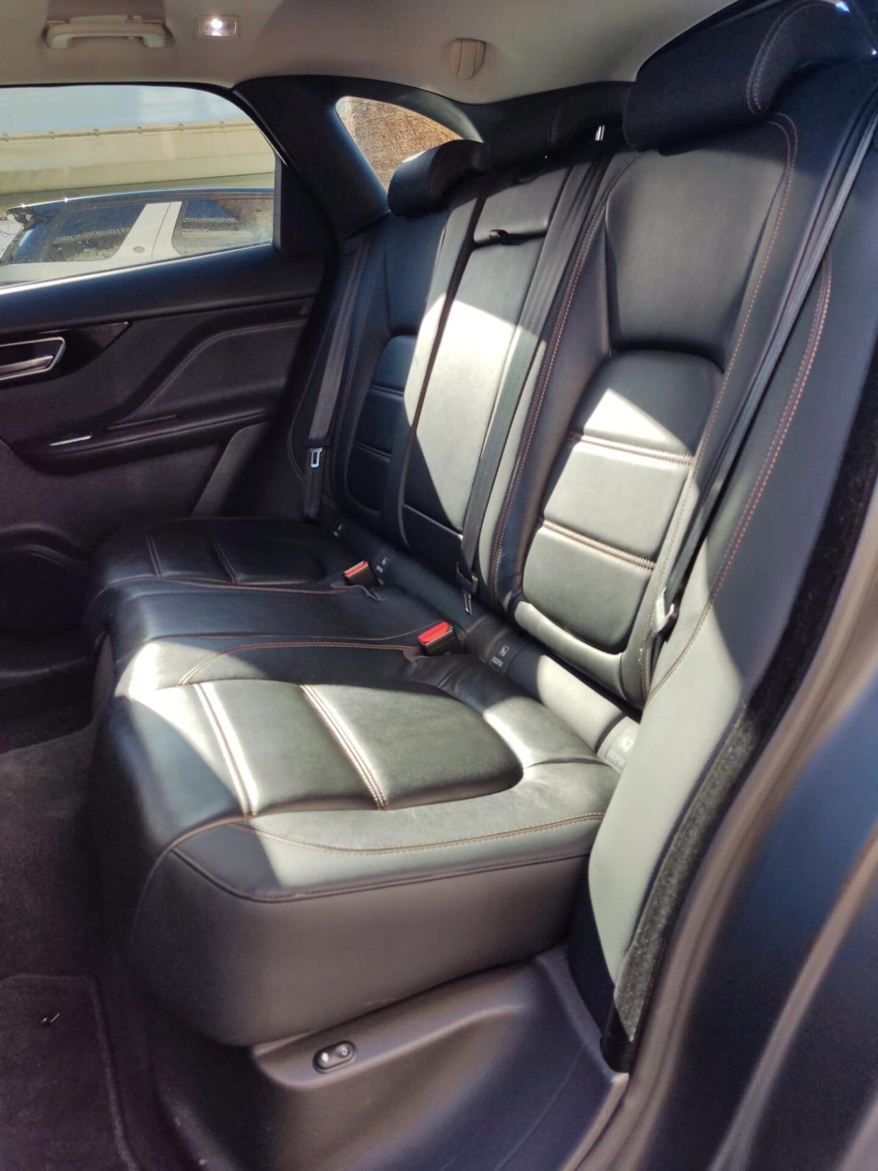 Jaguar F-Pace 2.0 D 180 CV AWD aut. Portfolio