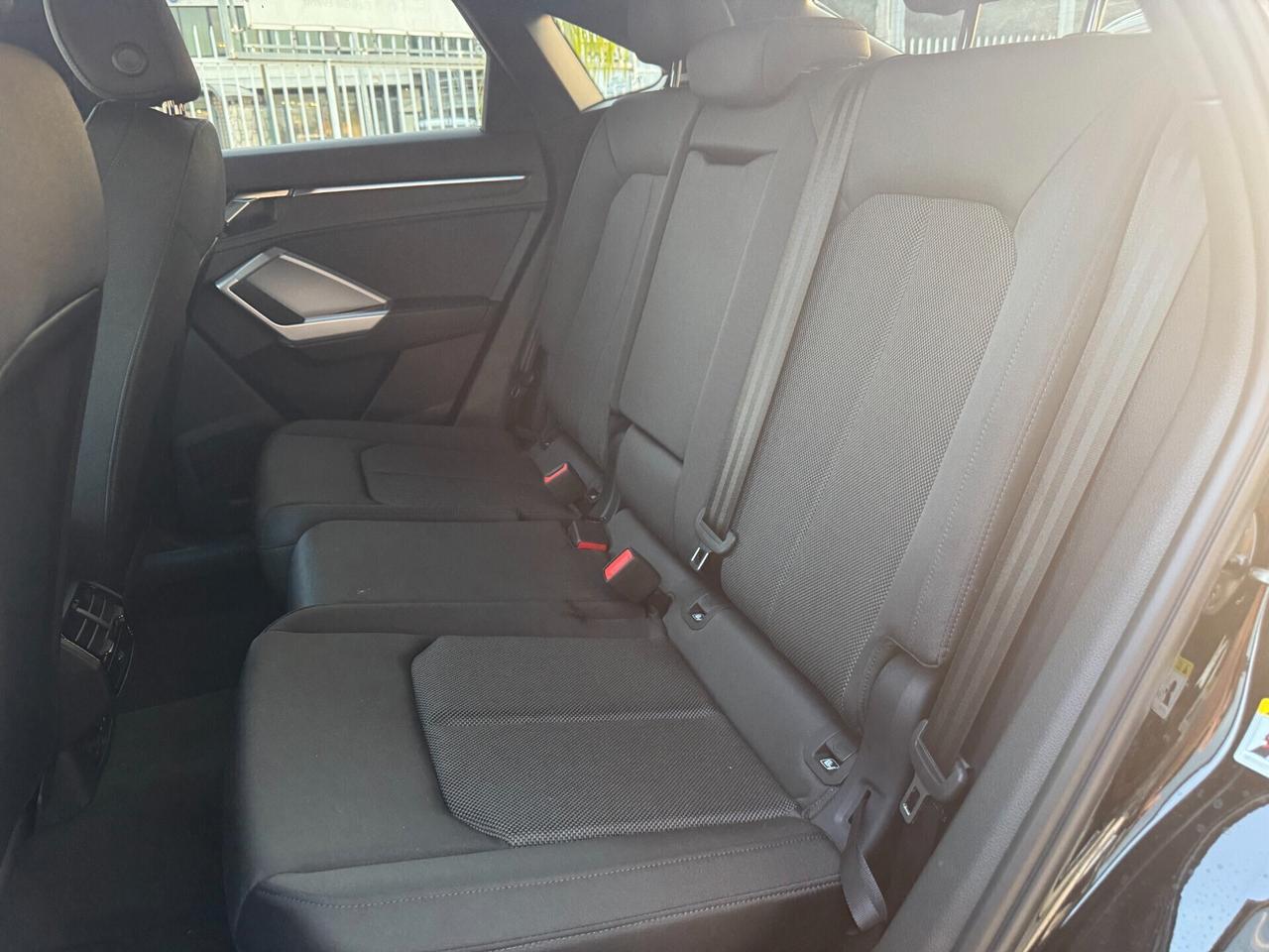 Audi Q3 Sportback 35 TDI S tronic Business Plus