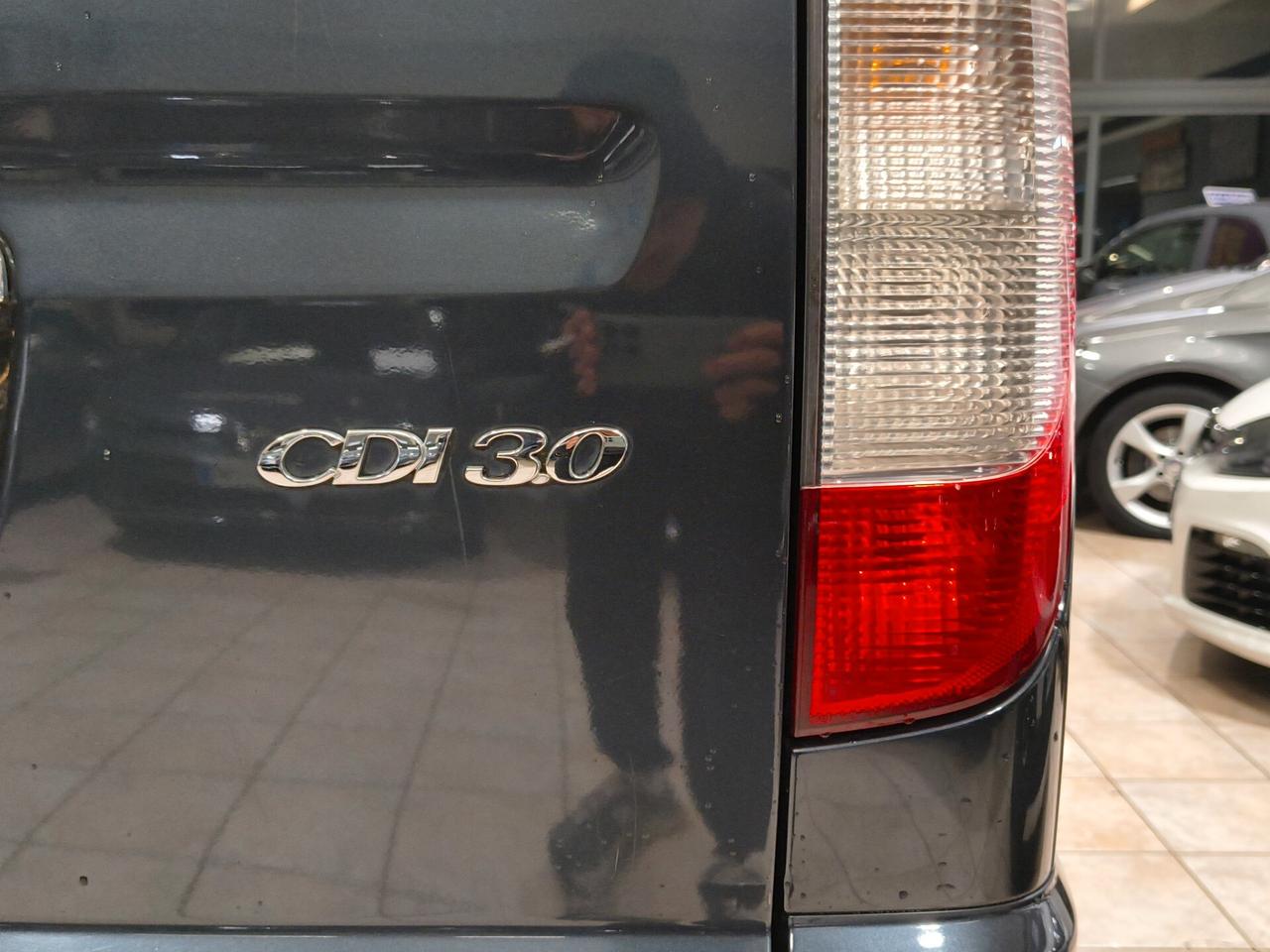 Mercedes-benz Viano 3.0 CDI komby long bi color