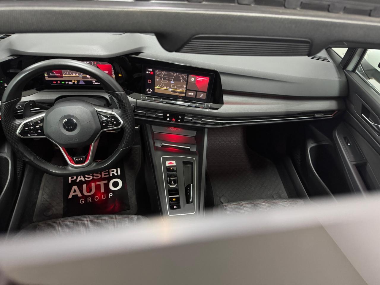 Volkswagen Golf GTI 2.0 TSI