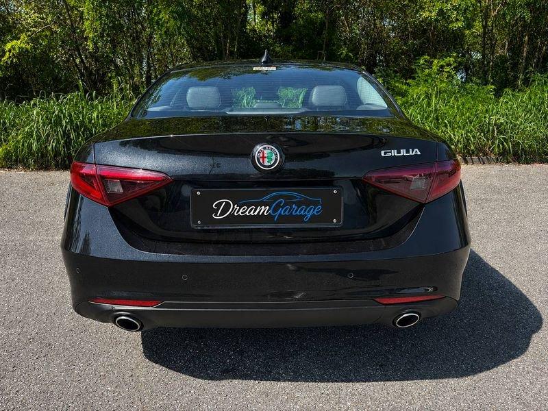Alfa Romeo Giulia 2.2 Diesel 180cv