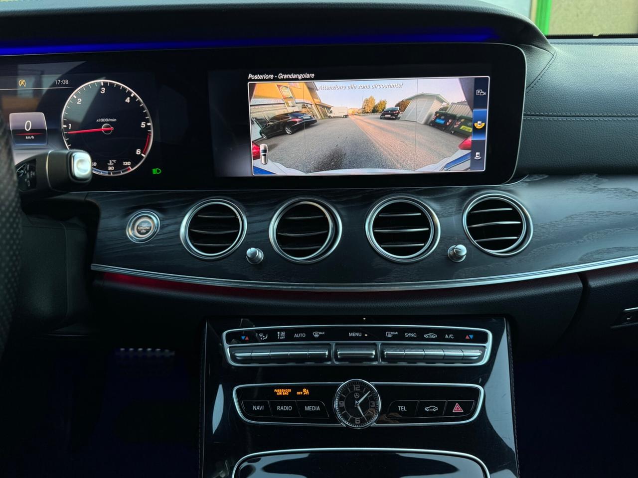 Mercedes-Benz E 350 4MATIC AIR-MATIC 258CV