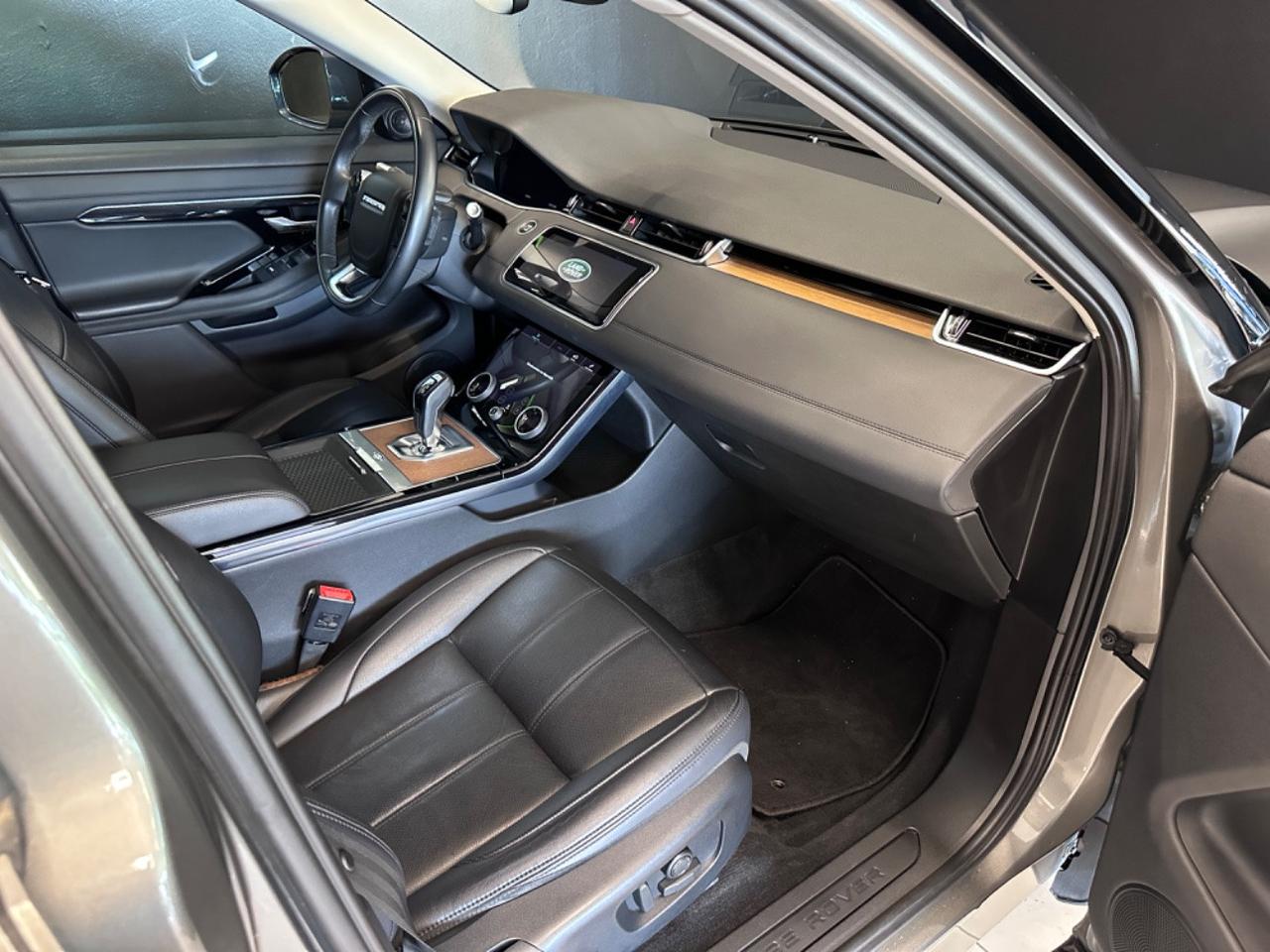 Land Rover Range Rover Evoque 2.0d i4 mhev SE awd 240cv auto