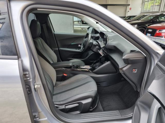 PEUGEOT 2008 motore elettrico 136 CV Allure