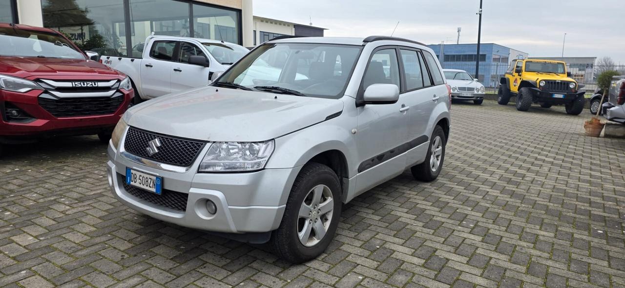Suzuki Grand Vitara 2.0 16V GPL