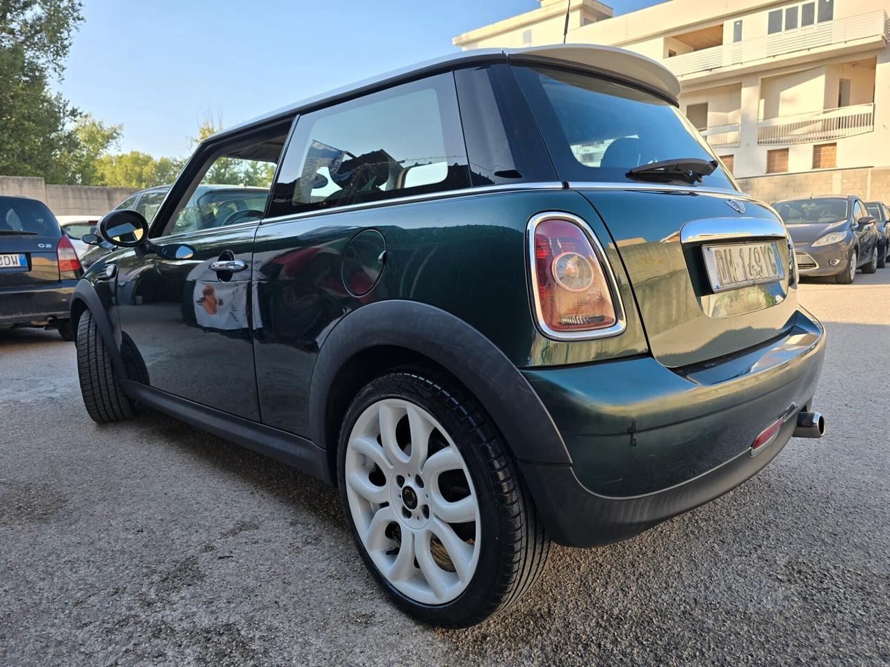 Mini COOPER 1.6 BENZ ACCESSORIATA 2009