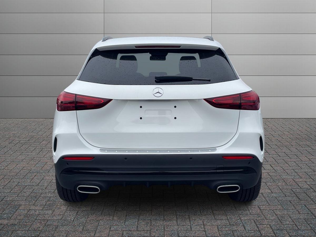 Mercedes-Benz GLA 200 d automatic