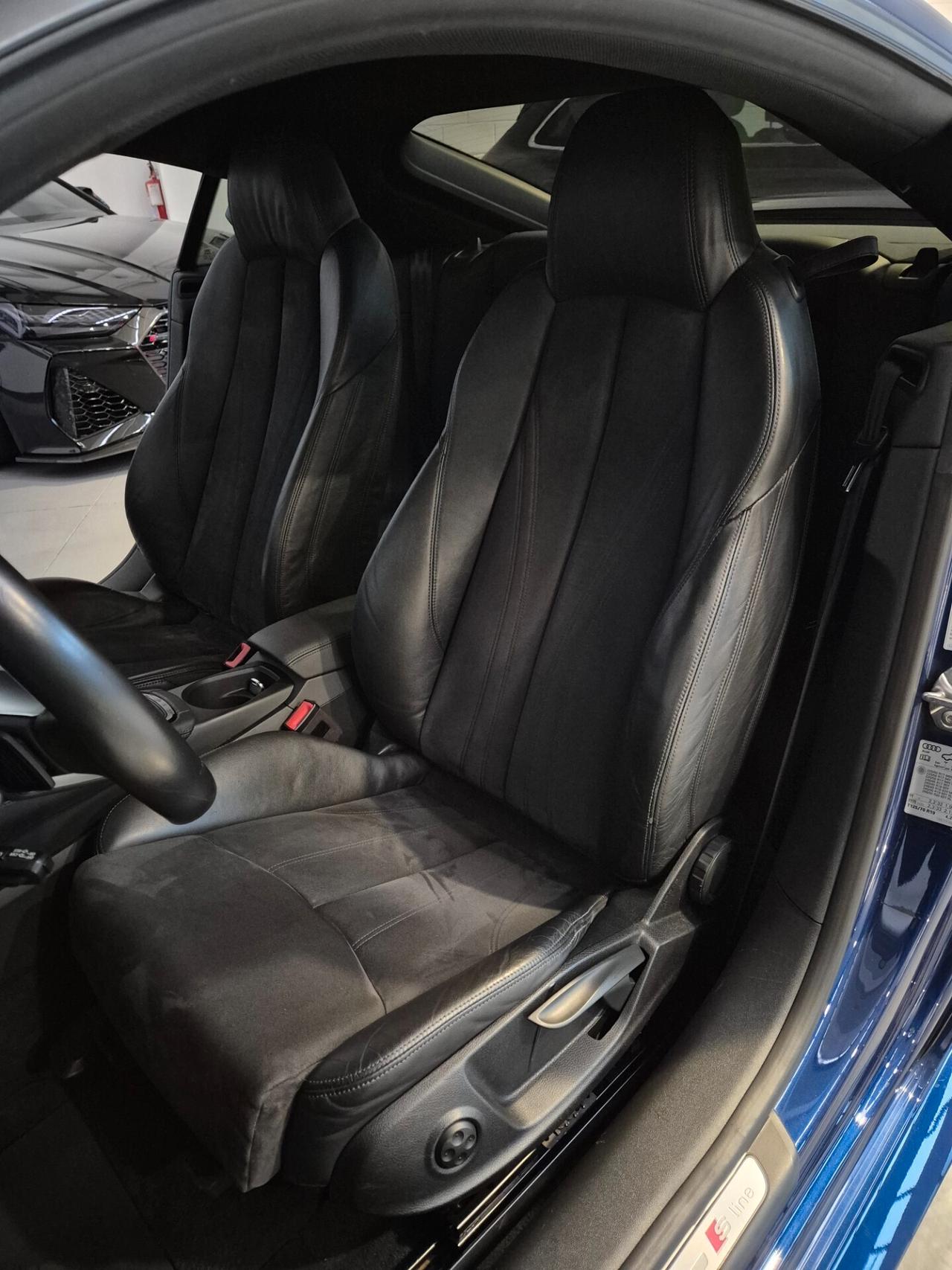 Audi TT S-line TFSI S-tronic 1.8cc 179cv Automatica