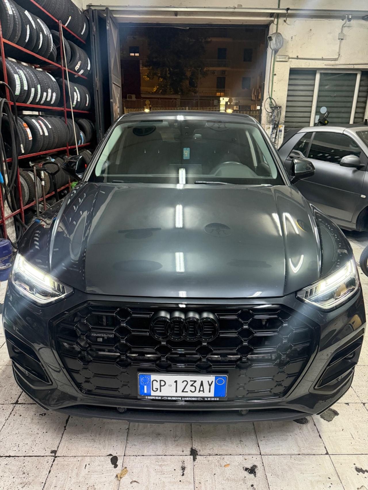 Audi Q5 SPB 40 TDI 204 CV quattro S tronic Identity Black