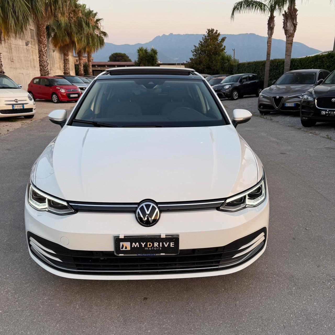 Volkswagen Golf 2.0 TDI DSG Move - Tetto Apribile