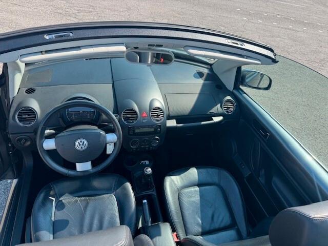 Volkswagen New Beetle 1.6 Cabrio