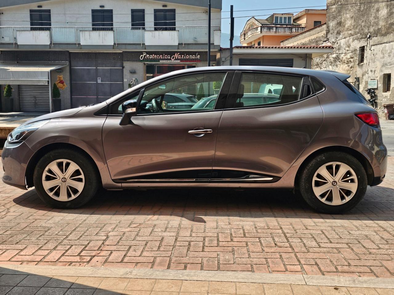 RENAULT CLIO IV 1.5 DCI 75cv ENERGY DUEL