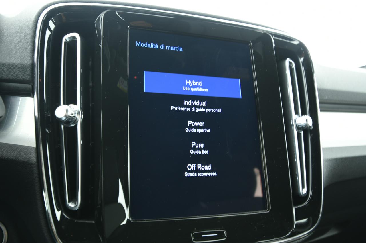 VOLVO XC40 1.5 t4 recharge phev Core auto NEOPATENTATI+APP CONNECT