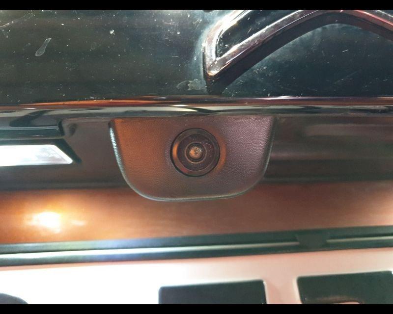 Citroën e-C4 motore elettrico 136 CV Shine