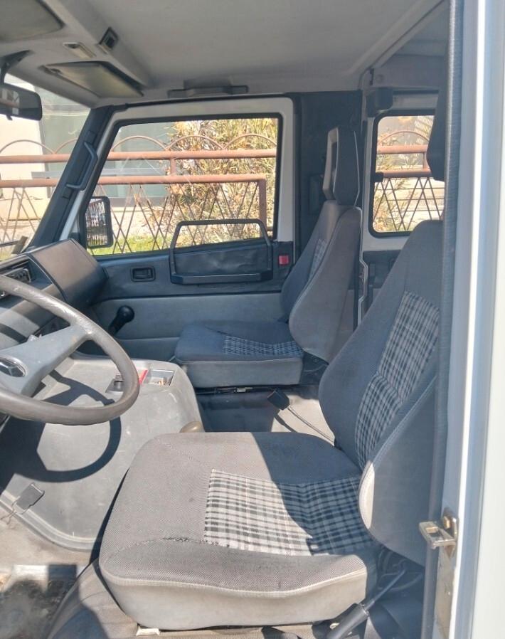 Mercedes-benz Altro MB 100