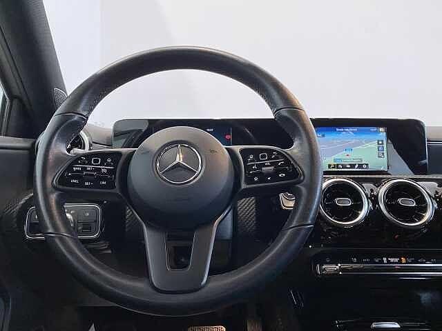 Mercedes-Benz A 180 A 180 d Automatic Sport