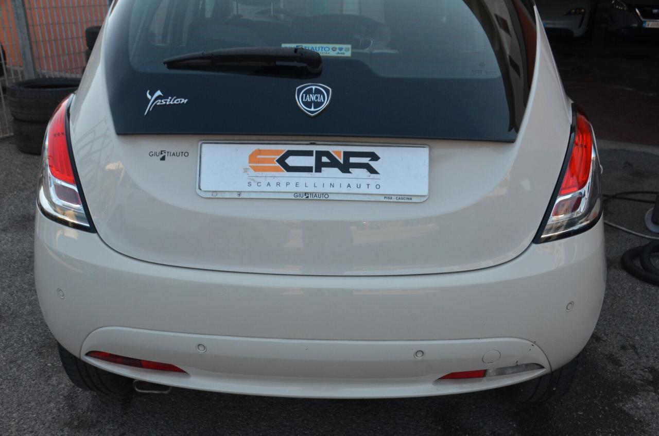 Lancia Ypsilon 1.2 69 CV 5 porte Gold