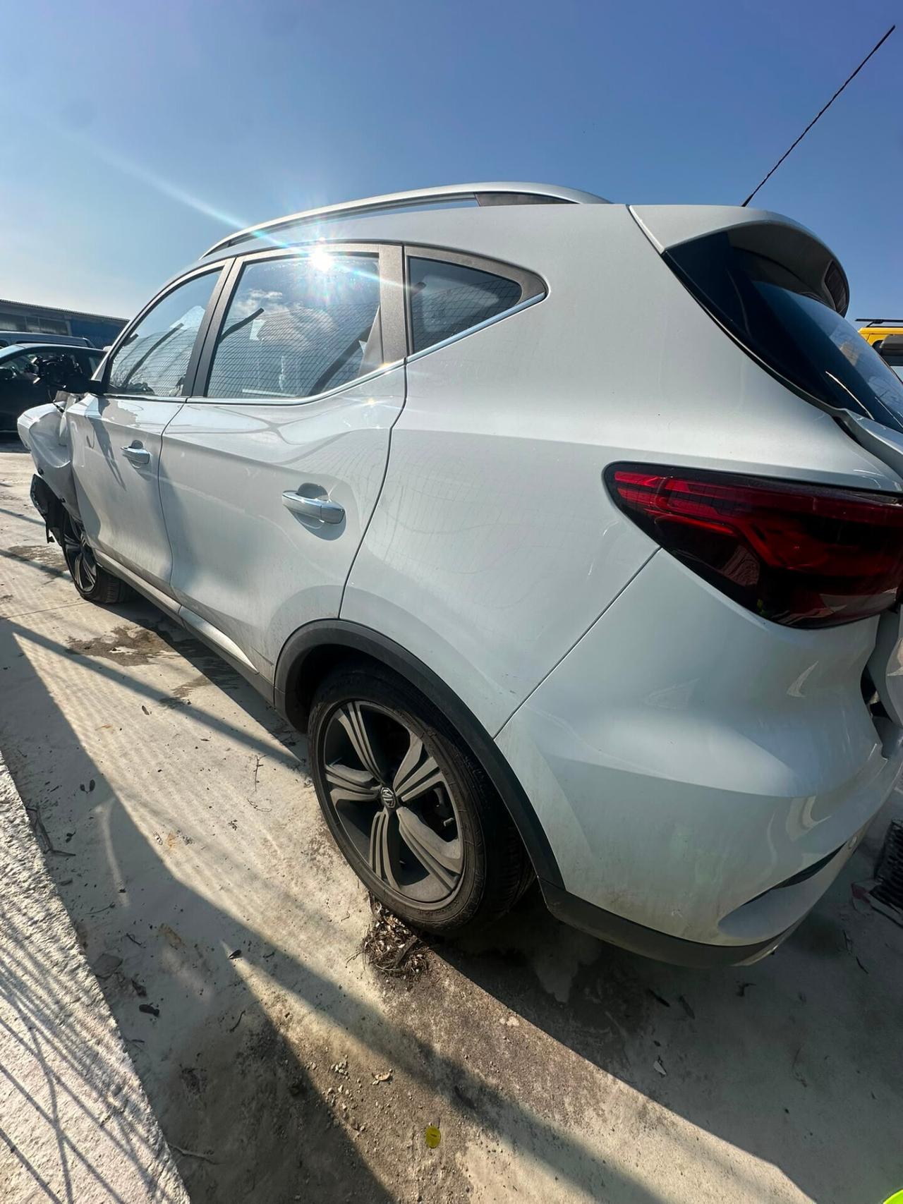 Mg ZS 1.5 VTi-tech Luxury INCIDENTATA