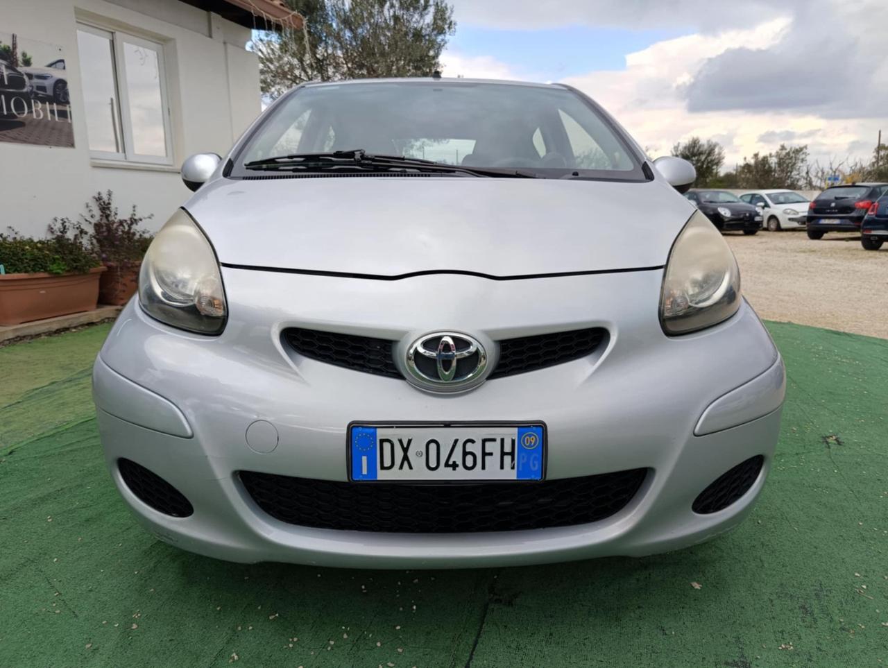 Toyota Aygo 1.0 12V VVT-i 5 porte - 2009