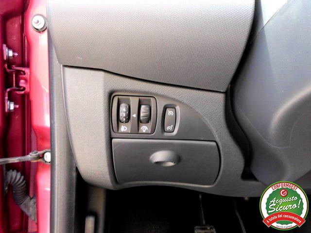 RENAULT Twingo 1.2 16V Live