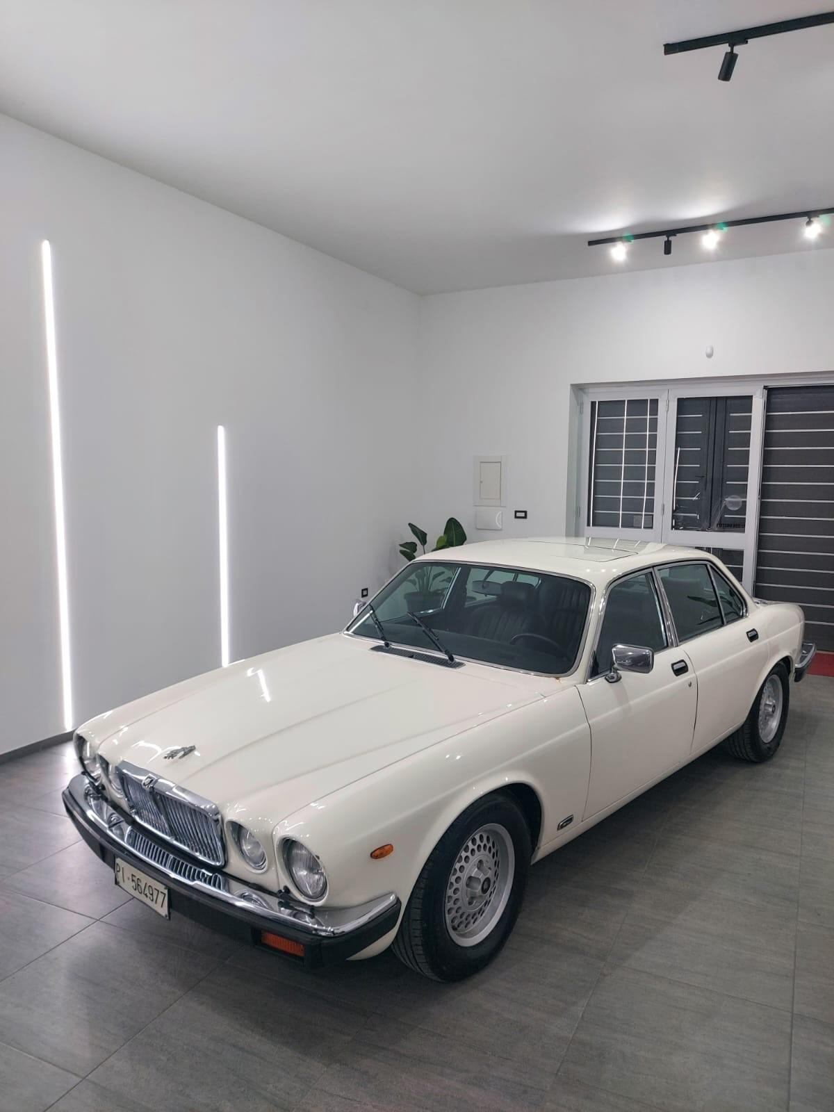 Jaguar XJ6 4.2 SOVEREIGN 1983
