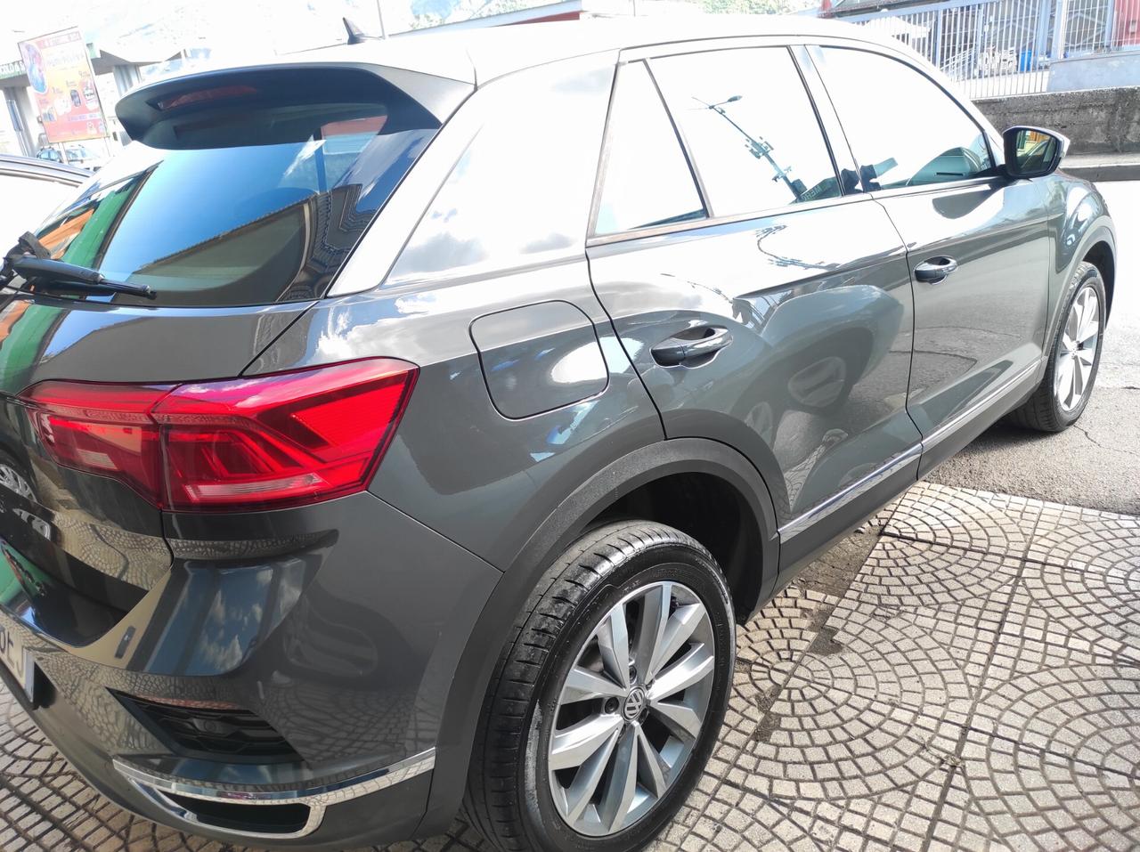 Volkswagen T-Roc 2019 1.6 Tdi Tetto Bianco Sensori Garanzia