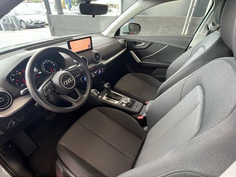 Audi Q2 2.0 30 TDI BUSINESS S TRONIC