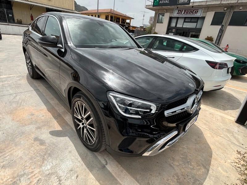 MERCEDES GLC 220 d Coupé 4Matic *Pelle
