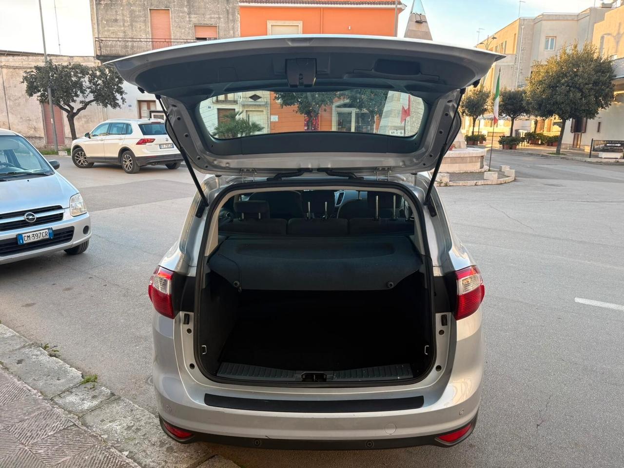 FORD C-MAX 1.6 TDCI 115 CV TITANIUM DISTRIBUZIONE ESEGUITA PERFETTA