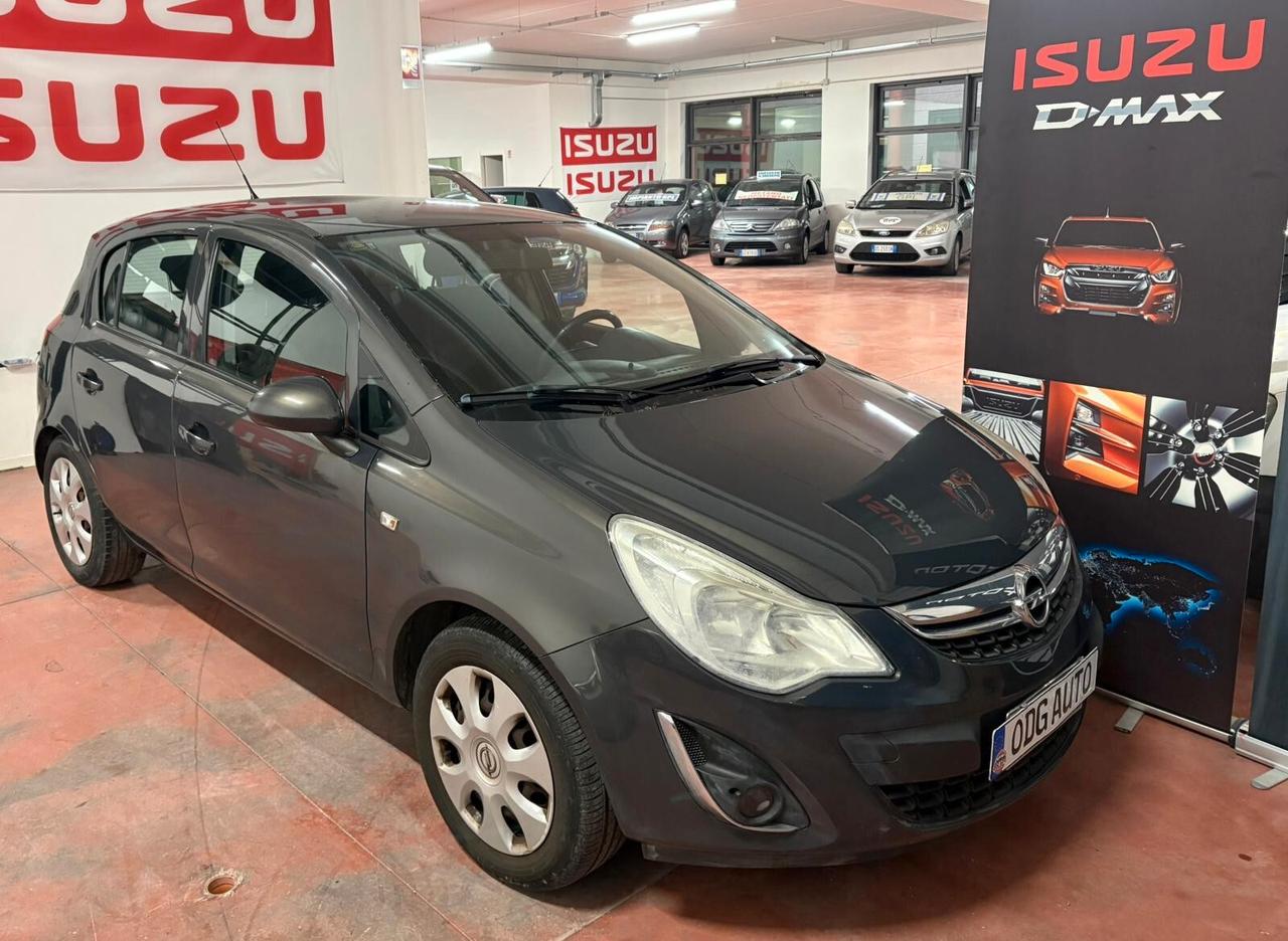 OPEL CORSA serie3 GPL 1.2 CV 85CV Km 109.195 ECO-TECH PER NEOPATENTATI Garanzia 12 mesi
