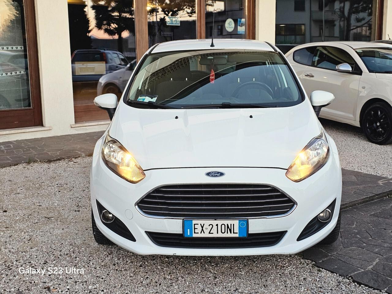 Ford Fiesta 1.5 DIESEL OK PER NEOPATENTATI ANNO 10/2012