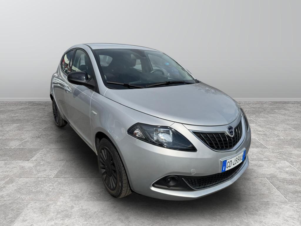 LANCIA Ypsilon III 2021 - Ypsilon 1.0 firefly hybrid Silver s&s 70c