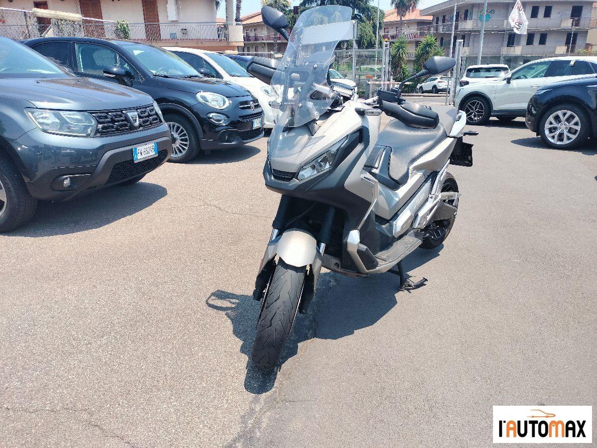 Honda - X-ADV 750 DCT Abs my18