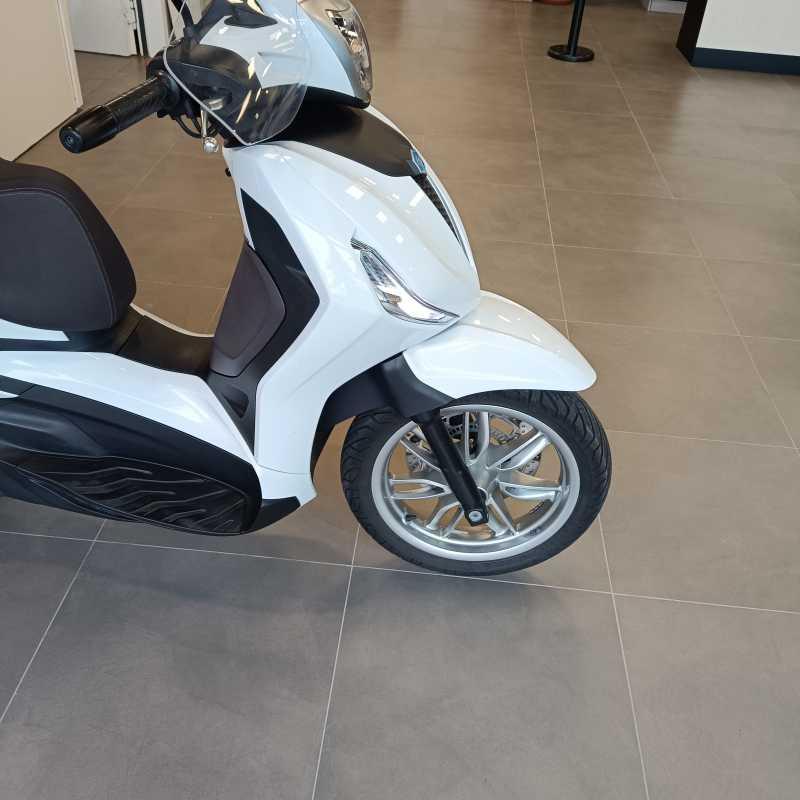 Piaggio Beverly 400 ABS-ASR - 2024
