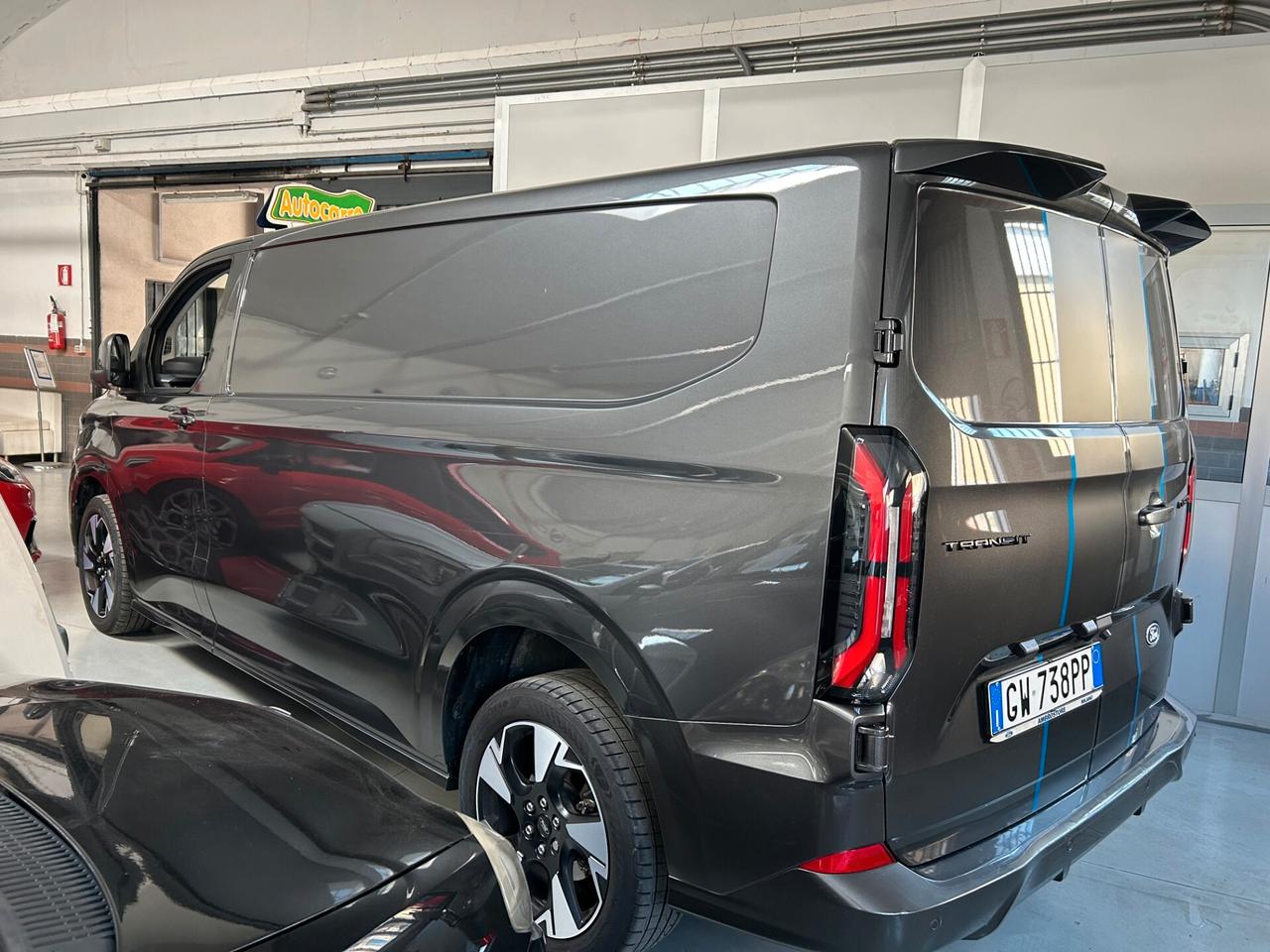 Ford Transit Custom passo lungo cambio automatico
