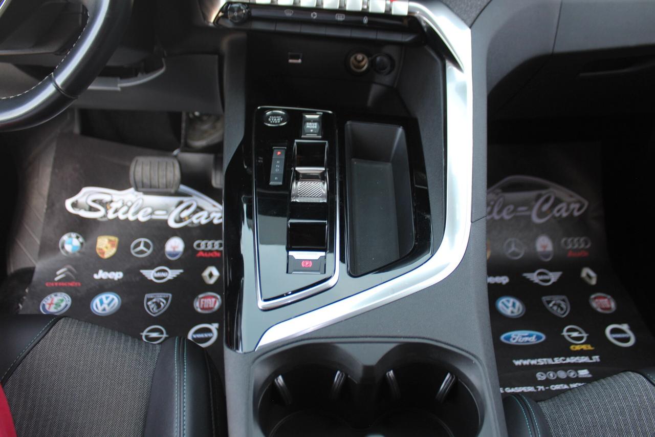 Peugeot 3008 Hybrid 225 e-EAT8 Allure Pack