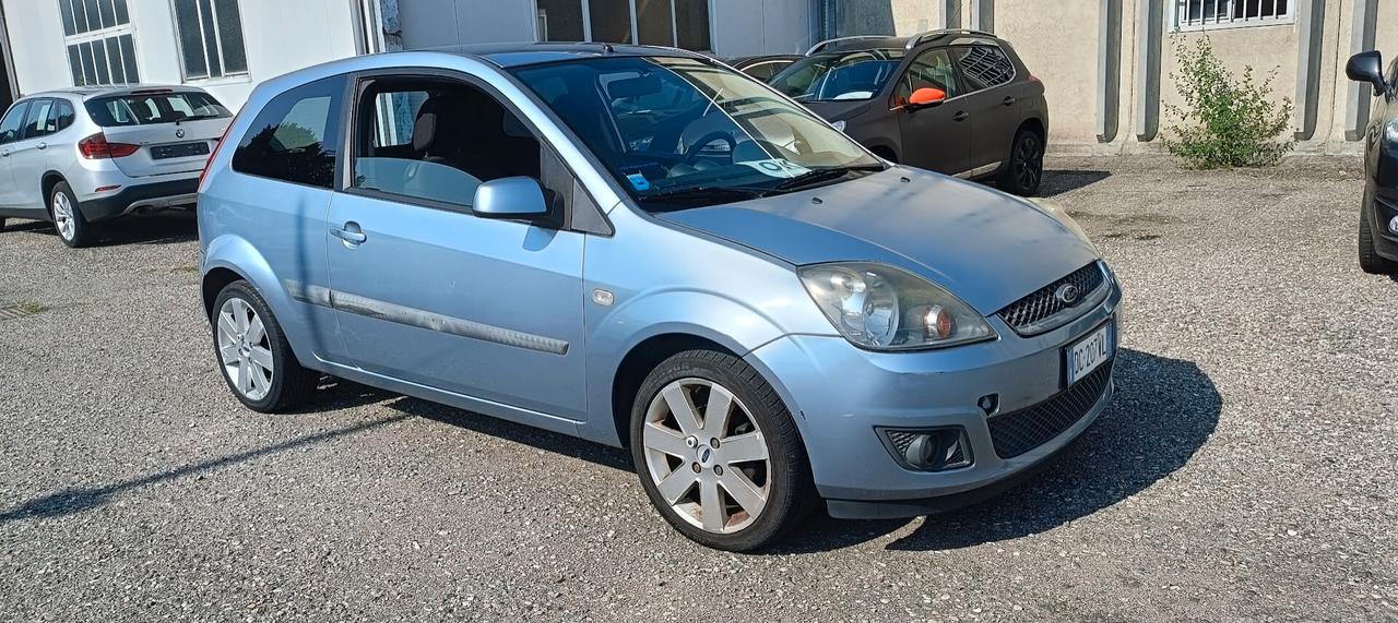 Ford Fiesta 1.2 16V 3p. Ghia