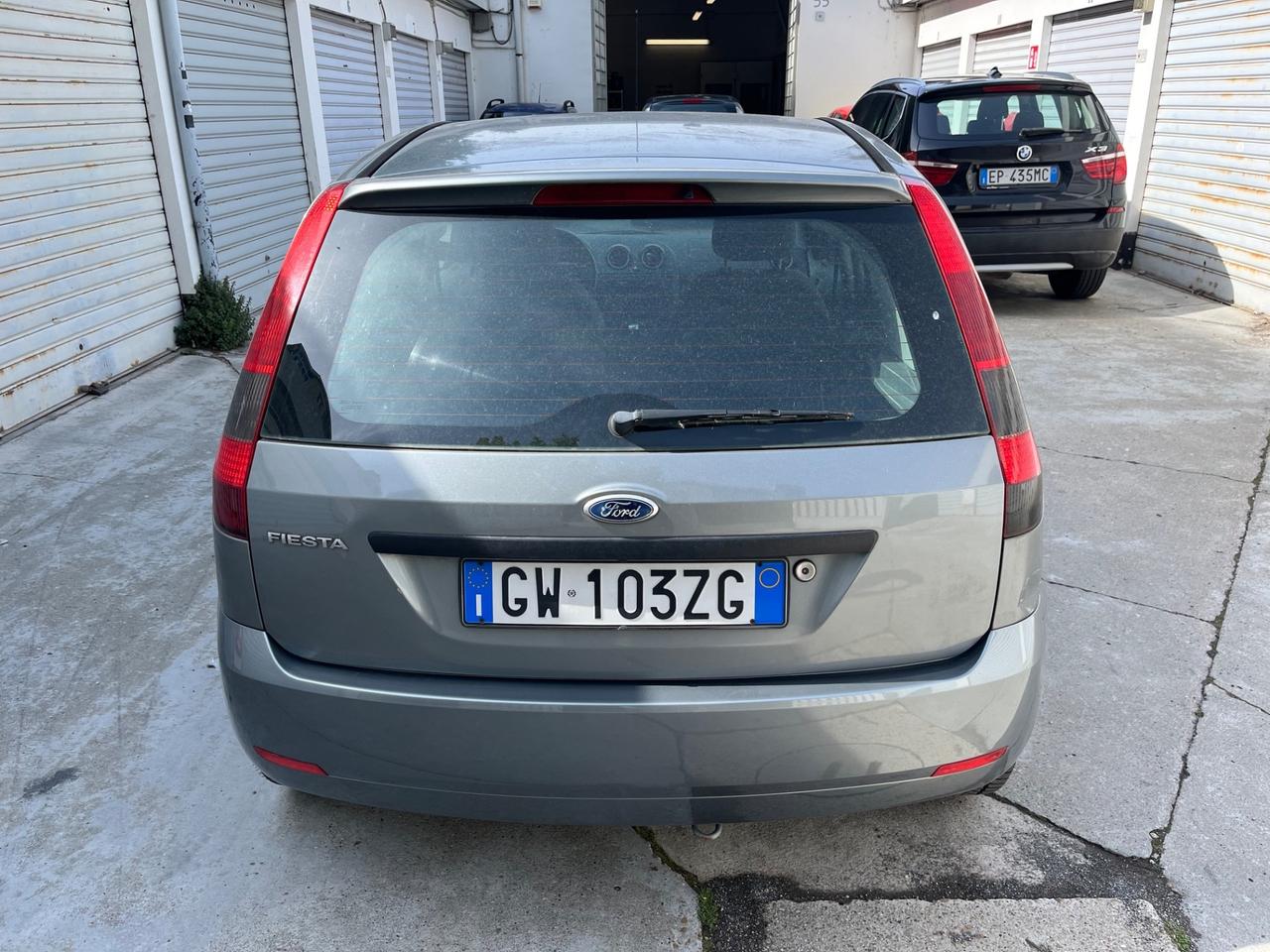 Ford Fiesta 1.4 16V 5p. Ghia