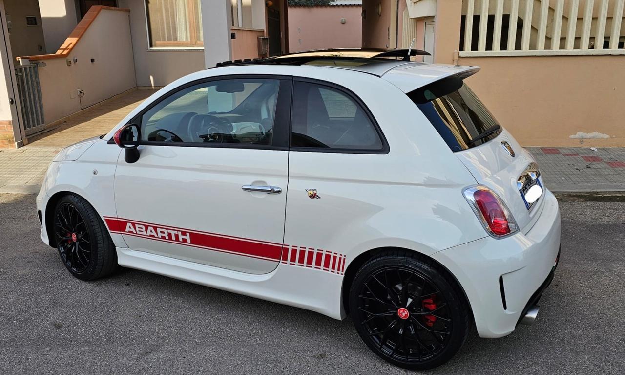 Abarth 500 1.4 Turbo T-Jet Custom