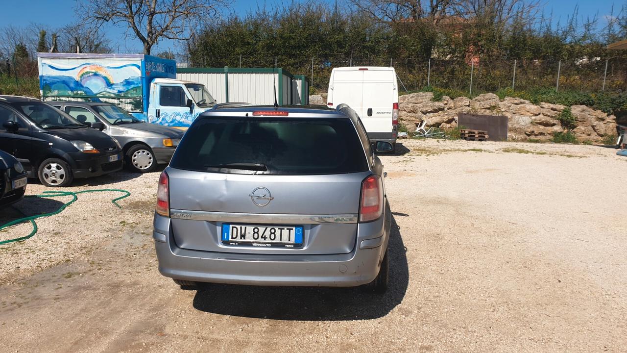 Opel Astra 1.7 CDTI 110CV 5 porte Cosmo