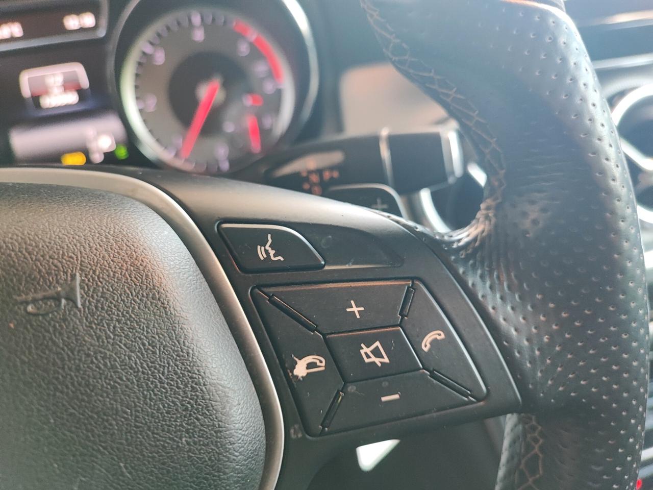 Mercedes-benz GLA 200 CDI Automatic Premium