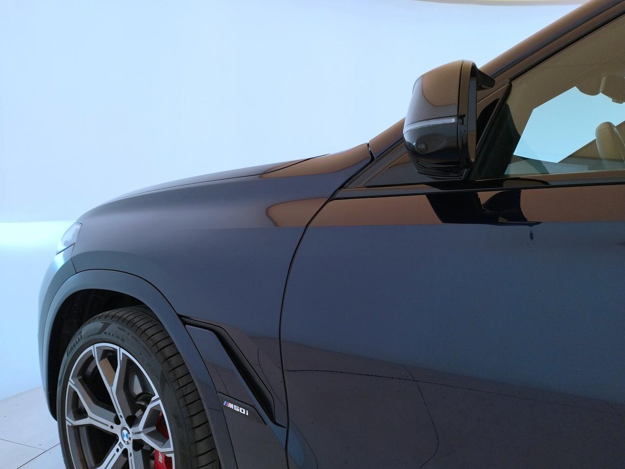 BMW X6 M60i auto - IVA ESPOSTA