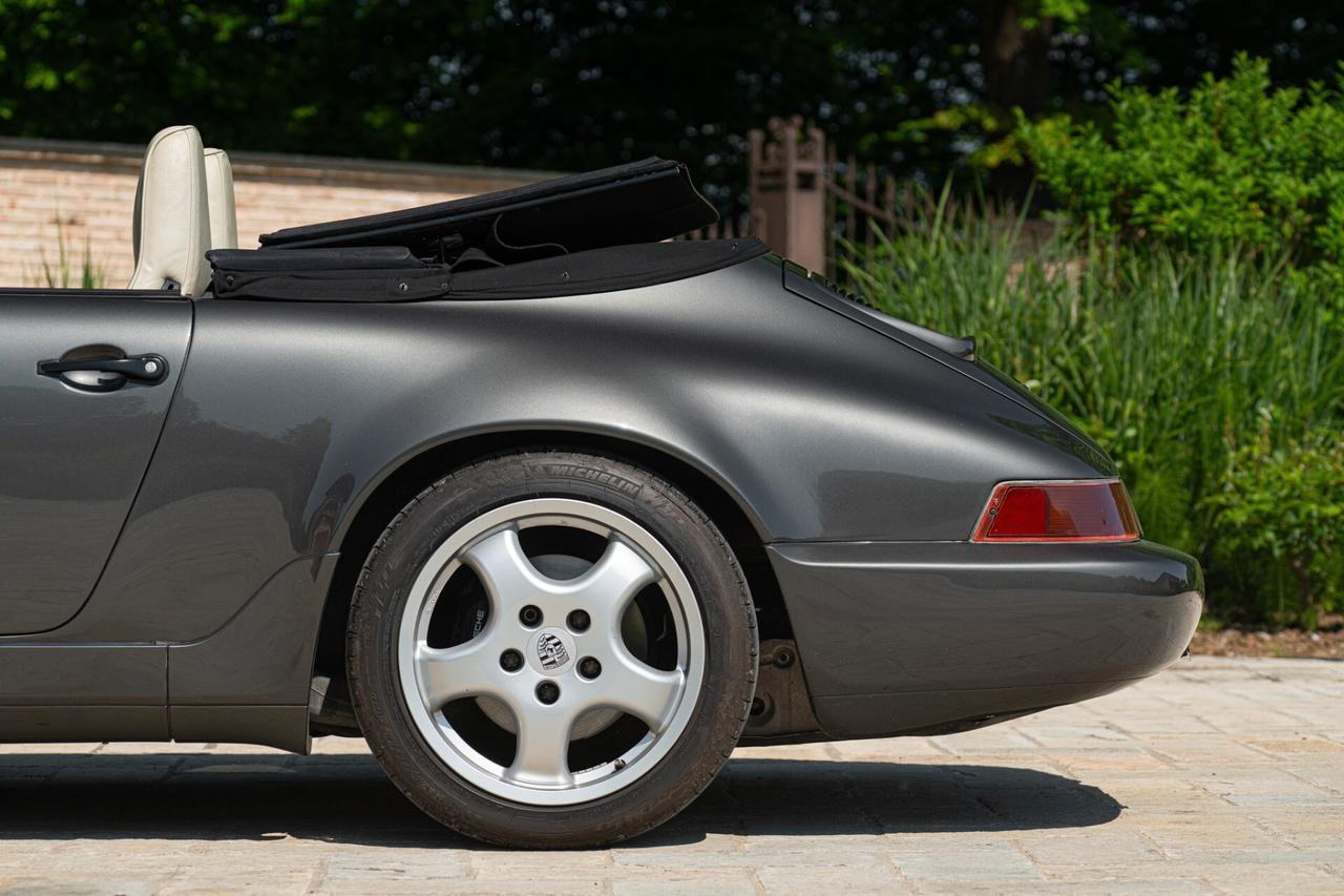 Porsche 964 (911) CARRERA 4 CABRIOLET - RDS01410