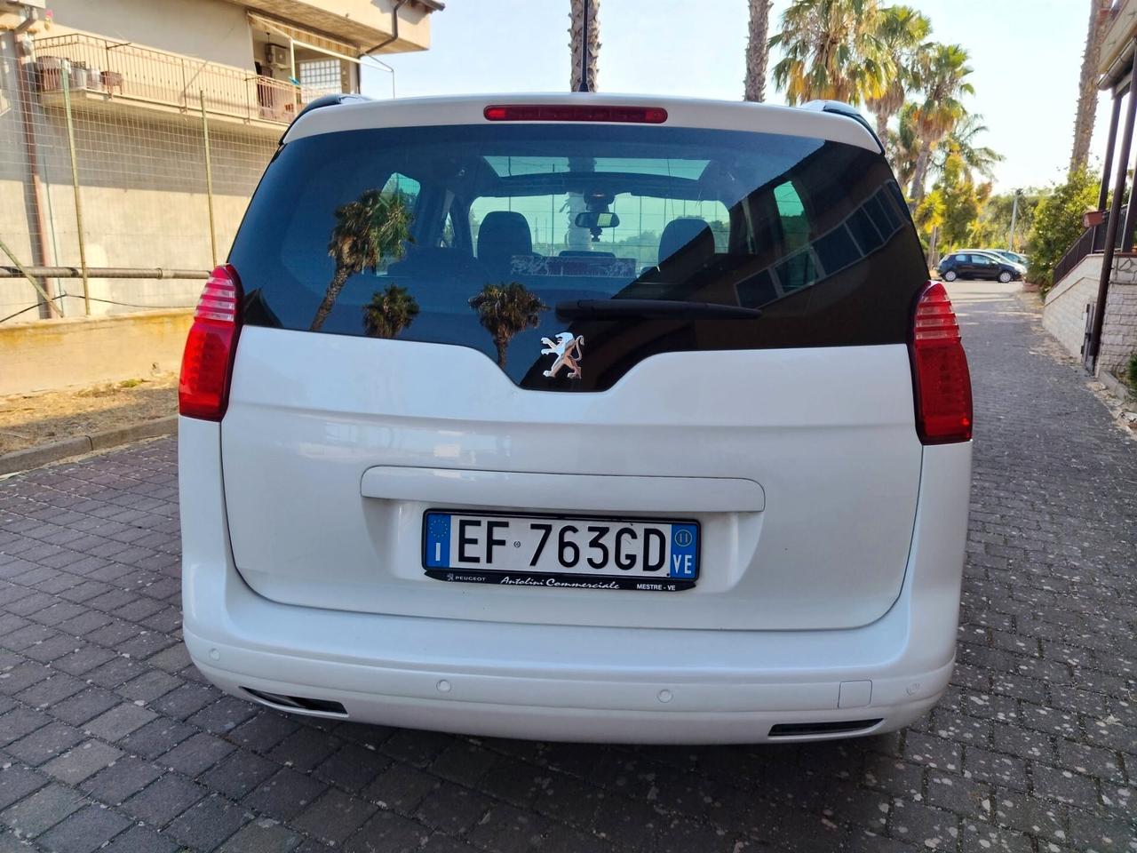 Peugeot 5008 2.0 HDi 163CV aut. Family