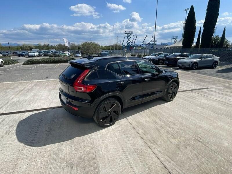 Volvo XC40 B3 automatico Ultra Black Edition