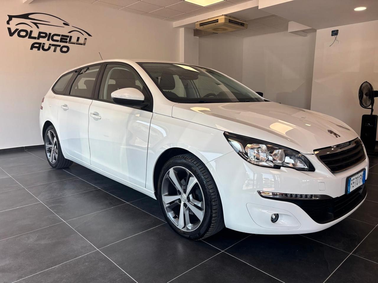 PEUGEOT 3008 ANNO 2016 DS 1.6 ADATTA NEOPATENTATI KM 140 MILA
