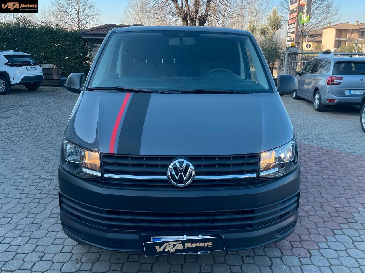 Volkswagen Transporter Volkswagen T6 Transporter 2.0 tdi Highline 150cv - CON GANCIO DI TRAINO